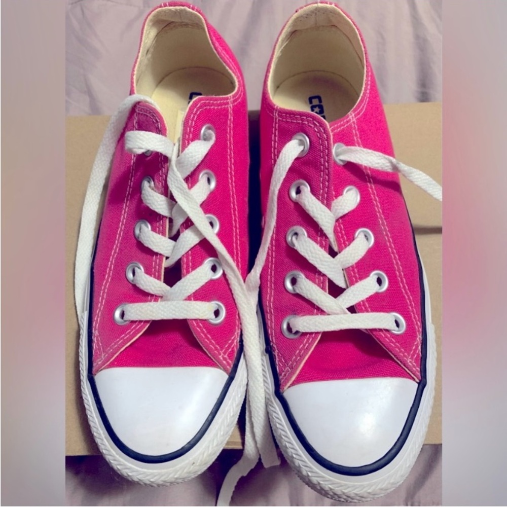 Hot Pink Converse. Used. Good Condition. Size 6 Women.